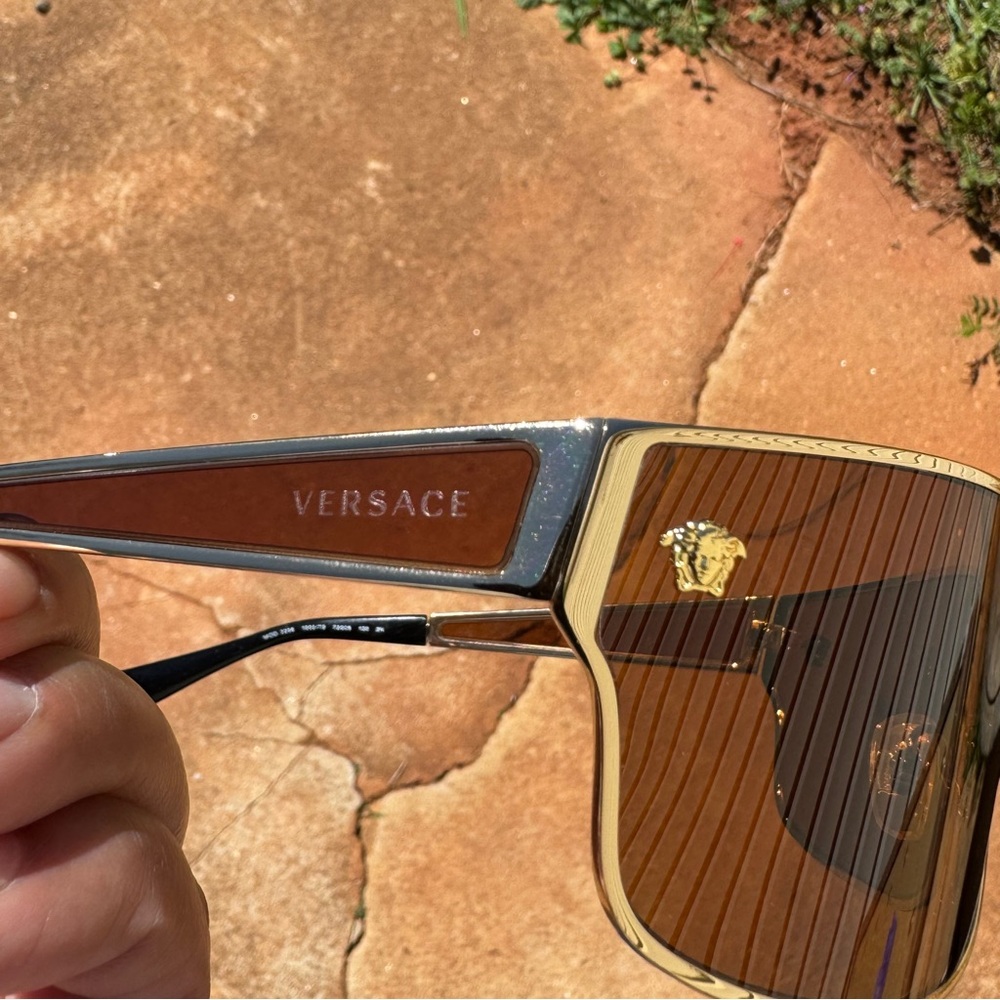 Versace Shield Sunglasses Gold Brown Medusa Italy VE 2206 - Picture 8 of 16